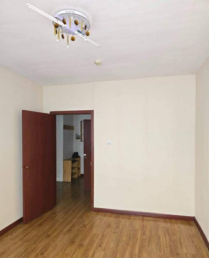 Харуул алтай хотхонд 64 мкв 3 өрөө байр